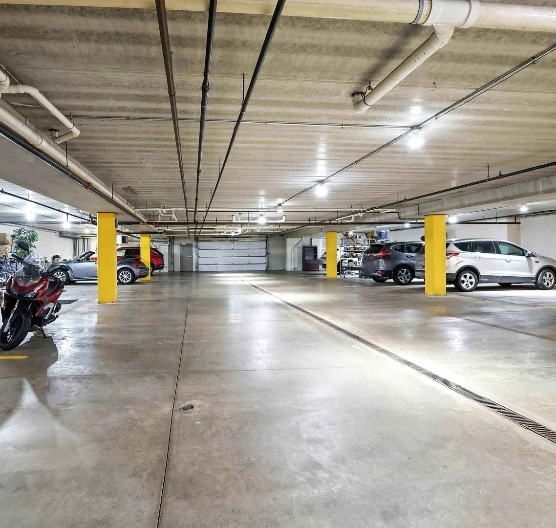 1227 East Kimberly Road, Unit 5A Davenport, IA 52722 - Photo 45 of 46