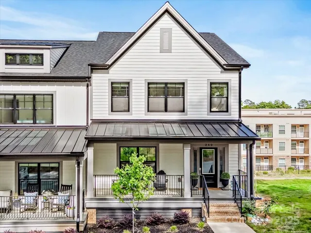 $555,000 | 360 North Broad Street, Waxhaw, NC 28173