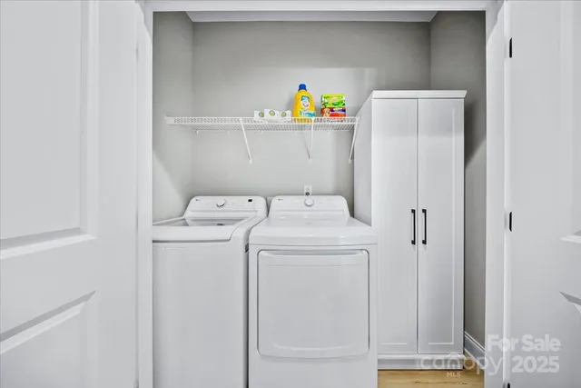 $555,000 | 360 North Broad Street, Waxhaw, NC 28173