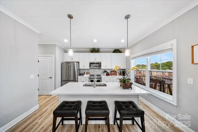 $555,000 | 360 North Broad Street, Waxhaw, NC 28173