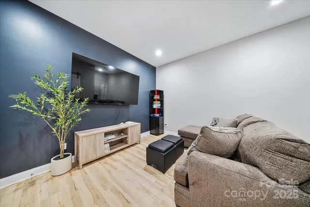 $555,000 | 360 North Broad Street, Waxhaw, NC 28173