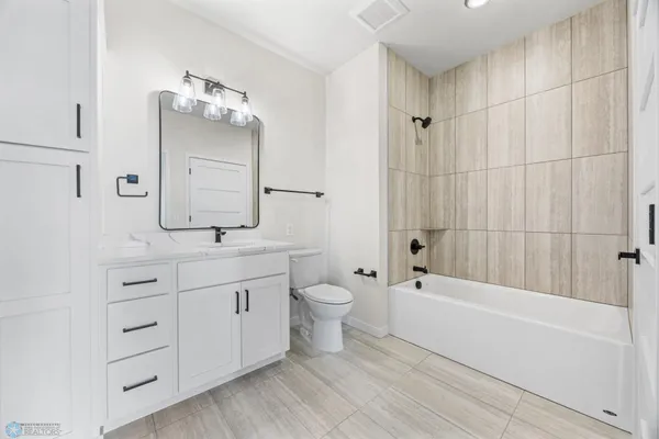 $520,000 | 234 Main Avenue, Unit 717, Fargo, ND 58103