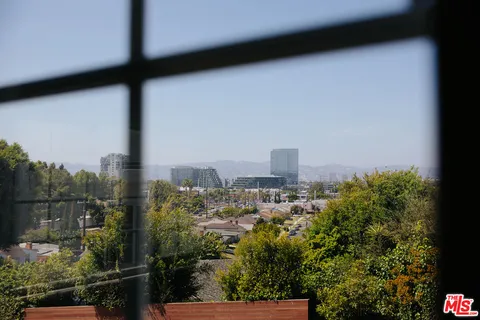 $1,575,000 | 5756 Aladdin Street, Los Angeles, CA 90008