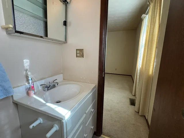 $139,000 | 119 Salem Drive, Salem, IL 62881