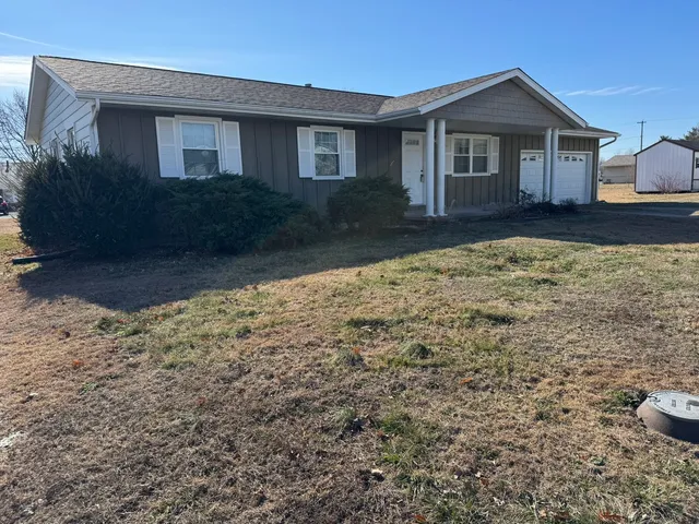 $139,000 | 119 Salem Drive, Salem, IL 62881