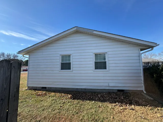 $139,000 | 119 Salem Drive, Salem, IL 62881