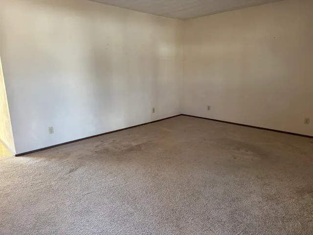 $139,000 | 119 Salem Drive, Salem, IL 62881