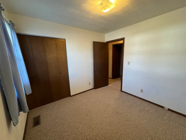 $139,000 | 119 Salem Drive, Salem, IL 62881