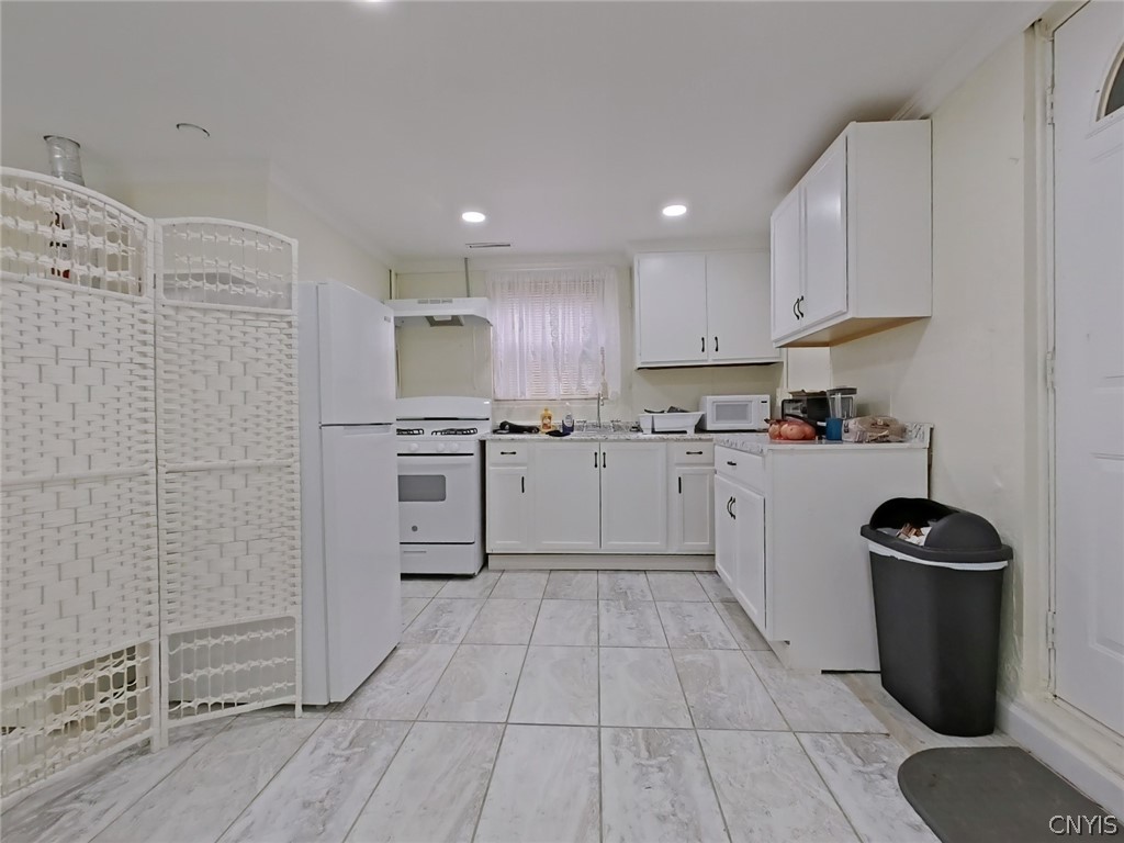 819 West Liberty Street Rome, NY 13440 - Photo 30 of 45