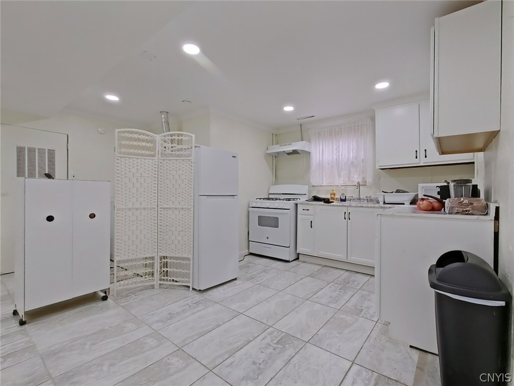 819 West Liberty Street Rome, NY 13440 - Photo 31 of 45