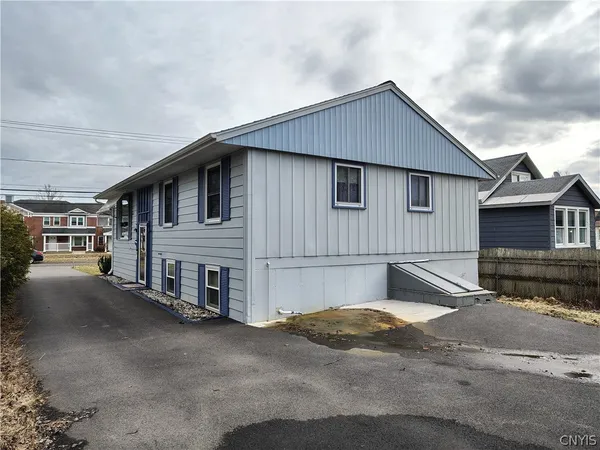 $219,014 | 819 West Liberty Street, Rome, NY 13440