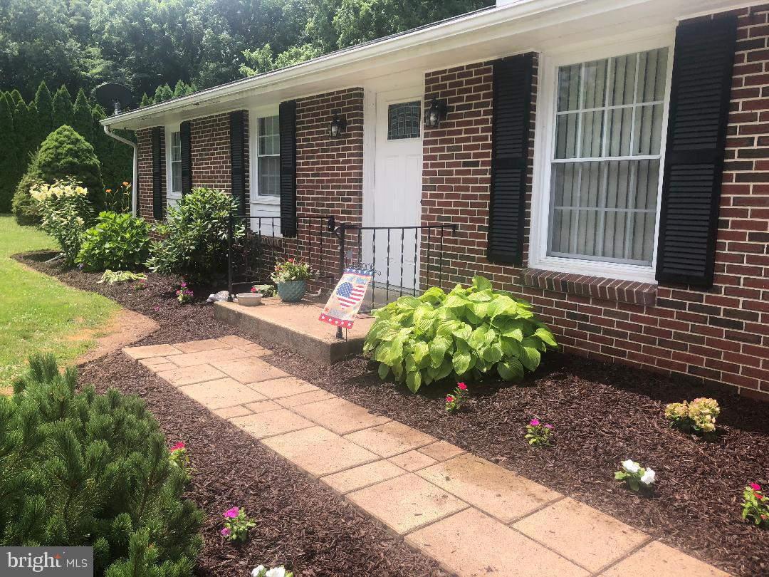 3620 Fox Run Road Dover, PA 17315 - Photo 6 of 54 Gallery Image 6