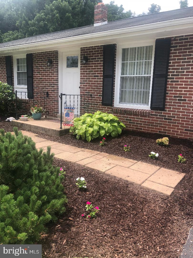 3620 Fox Run Road Dover, PA 17315 - Photo 7 of 54 Gallery Image 7