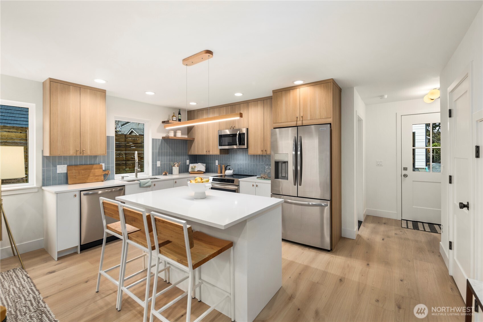 524 Northeast 89th Street, Unit B Seattle, WA 98115 - Photo 14 of 32