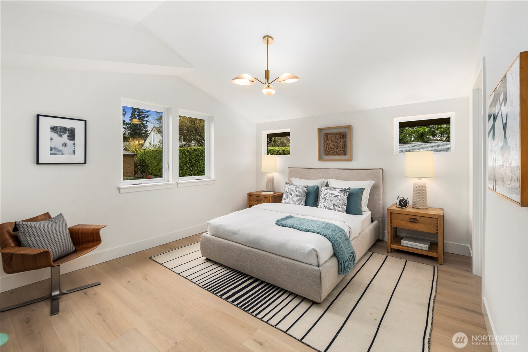 524 Northeast 89th Street, Unit B Seattle, WA 98115 - Photo 19 of 32