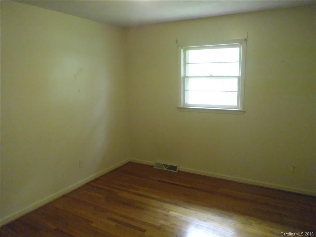 1773 Cameron Road Lincolnton, NC 28092 - Photo 9 of 15 Gallery Image 9
