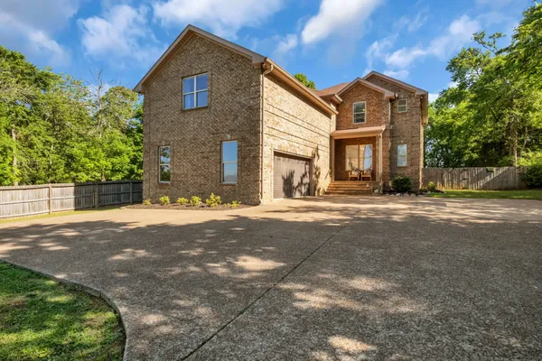 $887,500 | 540 Peach Valley Road, Gallatin, TN 37066