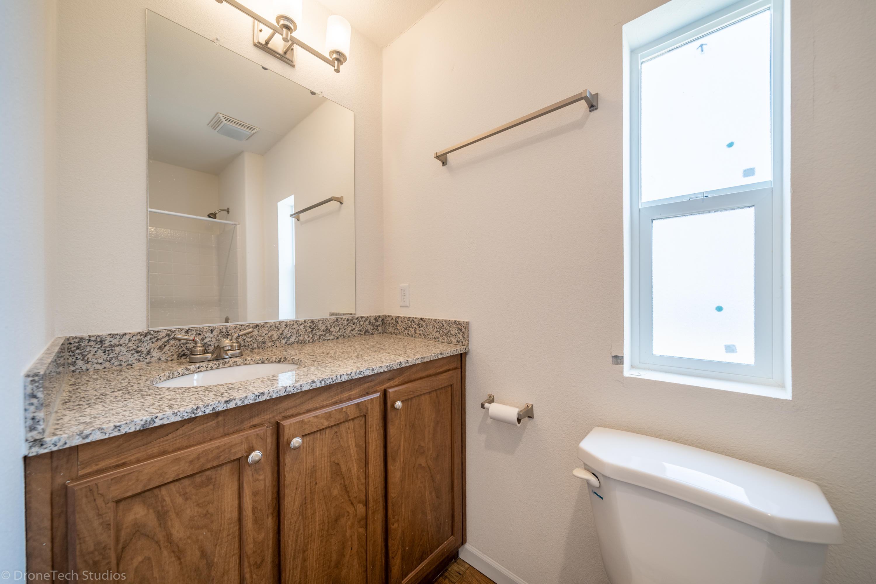 14416 Cloverdale Road Anderson, CA 96007 - Photo 21 of 50 14416 Cloverdale Rd-23