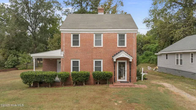 $220,000 | 325 East Chestnut Street, Goldsboro, NC 27530