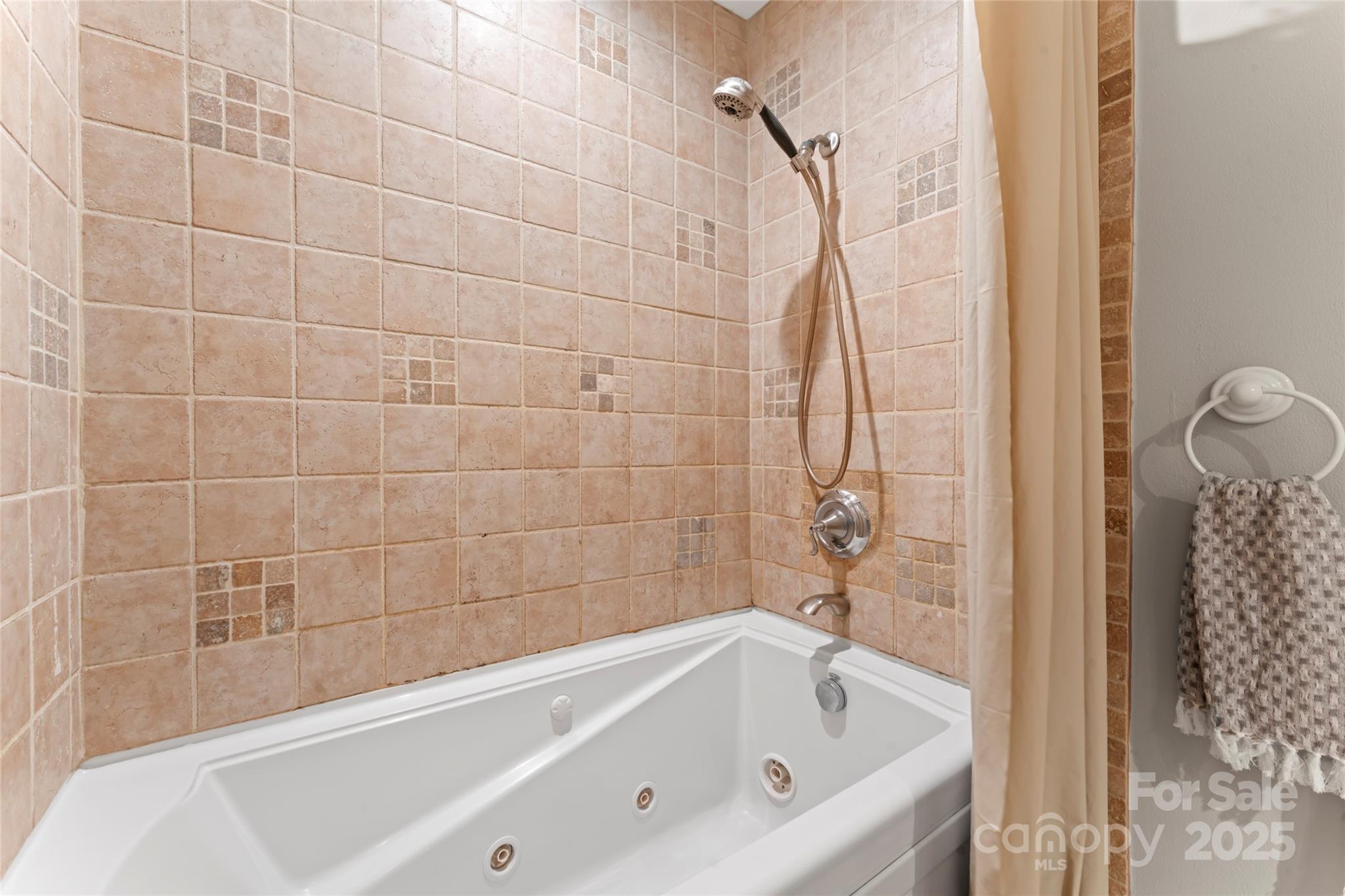 1065 Gauguin Lane Fort Mill, SC 29708 - Photo 15 of 17 Gallery Image 15