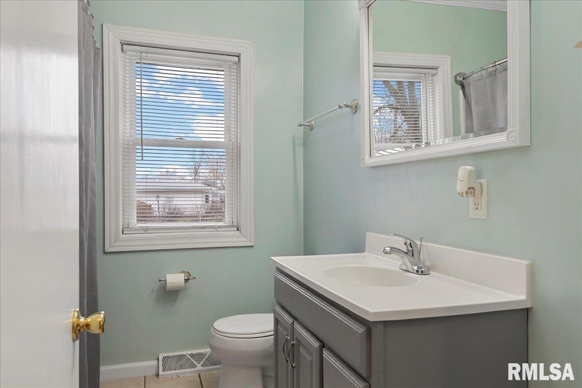 3201 South 1st Street Springfield, IL 62703 - Photo 14 of 29