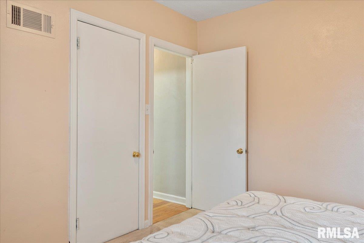 3201 South 1st Street Springfield, IL 62703 - Photo 16 of 29