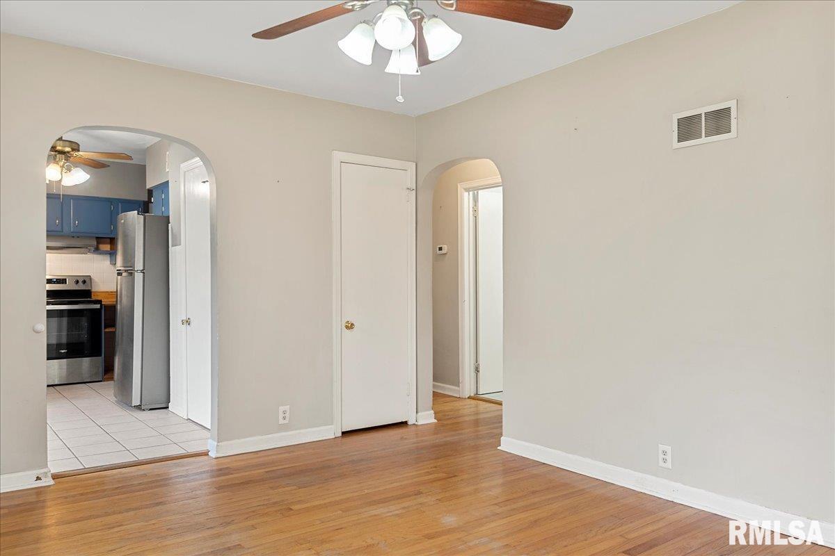 3201 South 1st Street Springfield, IL 62703 - Photo 5 of 29