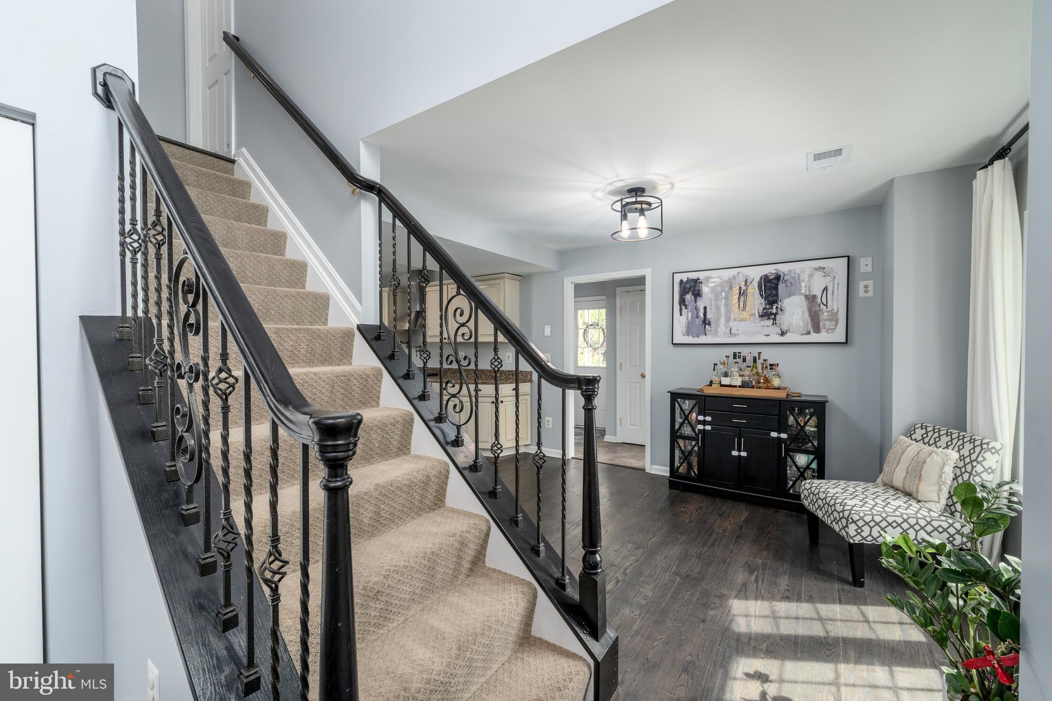 1346 Becket Road Eldersburg, MD 21784 - Photo 7 of 73 Welcome in!