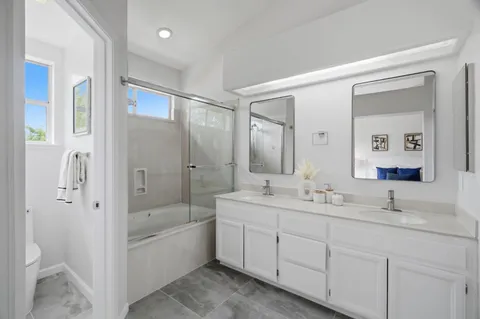$1,199,000 | 575 Shoal Circle, Redwood Shores, CA 94065