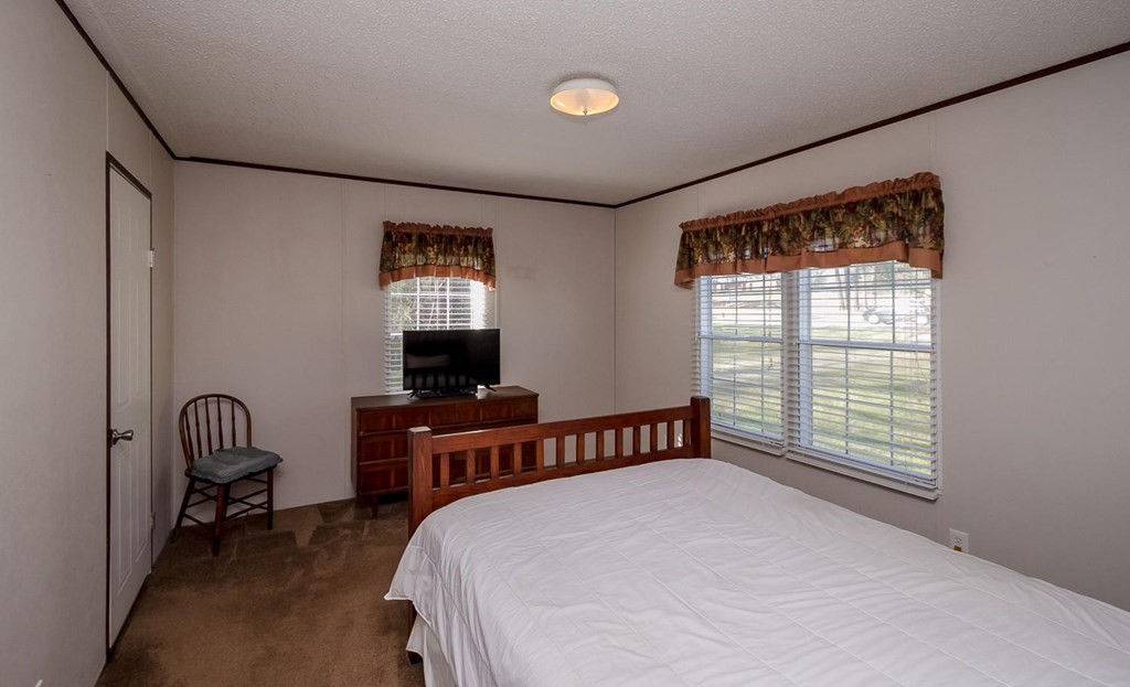 4533 Augusta Road Clearwater, SC 29842 - Photo 16 of 37