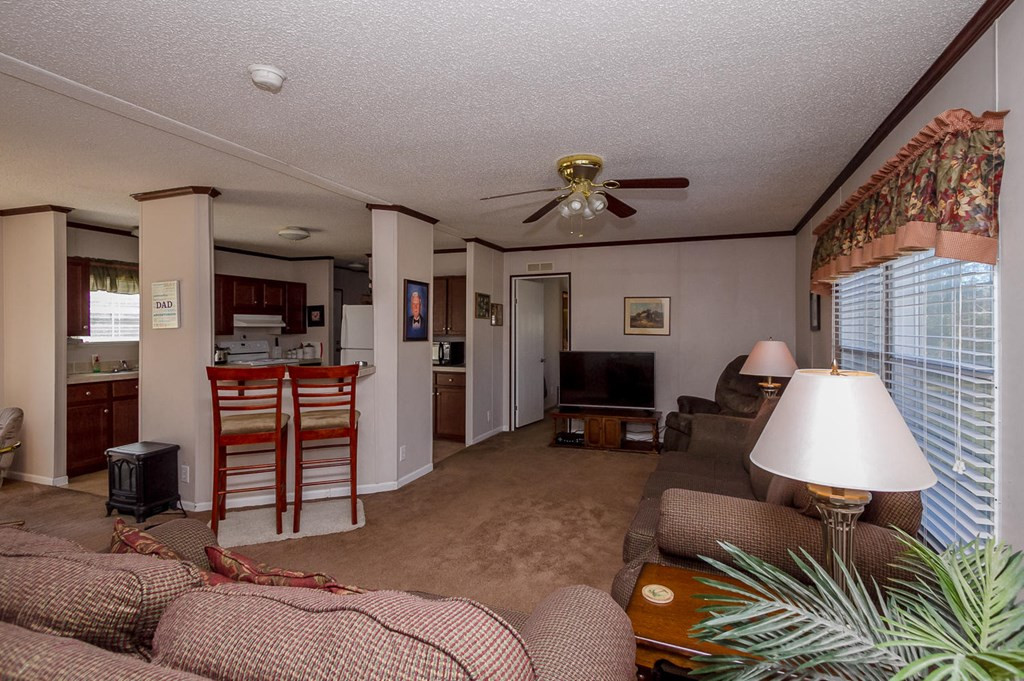 4533 Augusta Road Clearwater, SC 29842 - Photo 6 of 37