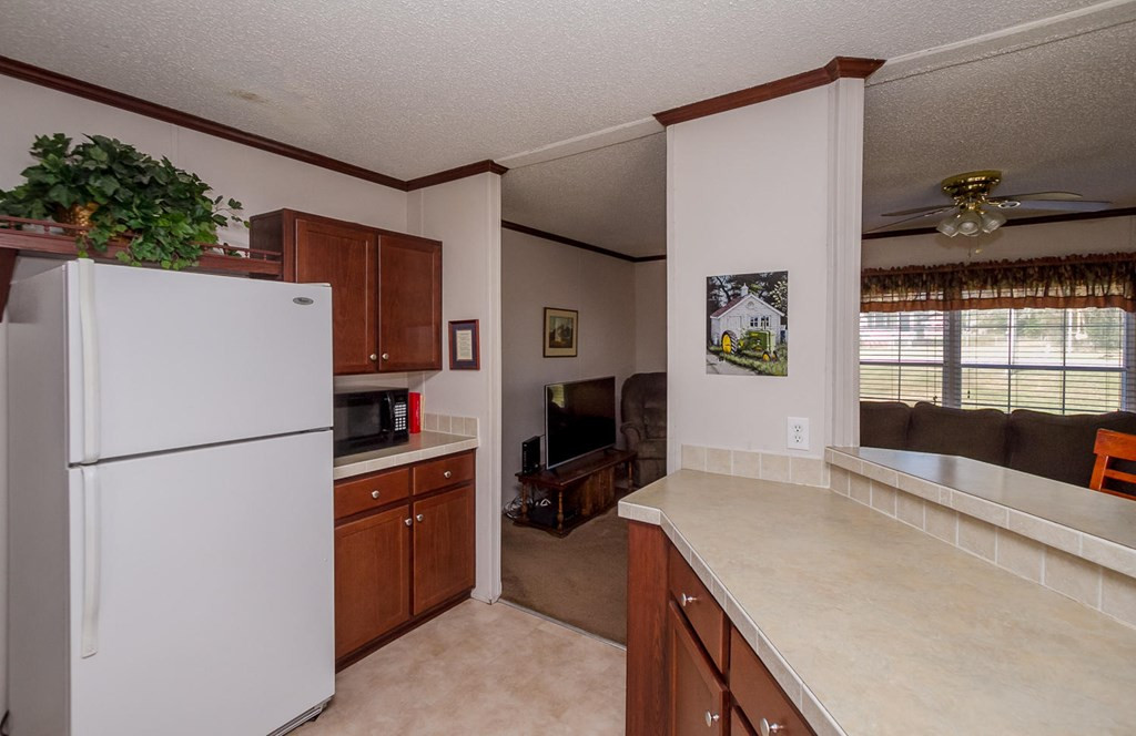 4533 Augusta Road Clearwater, SC 29842 - Photo 8 of 37