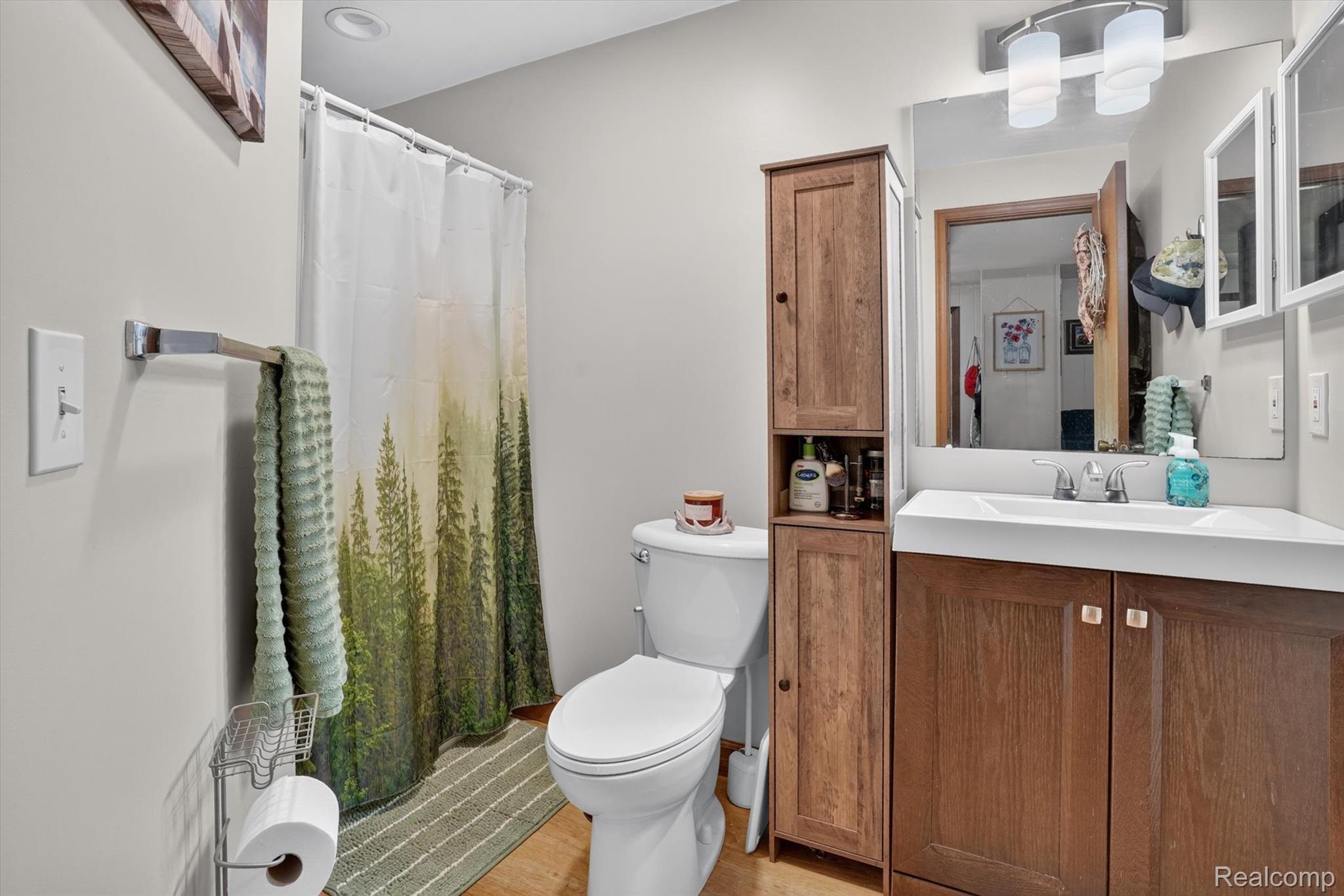 5361 Clark Road Bath, MI 48808 - Photo 32 of 62 37-5361-Clark-Rd-WindowStill-Photography.jpg