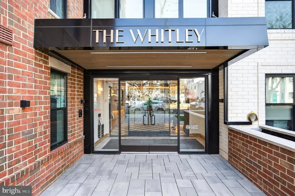 $2,950 | 811 South Columbus Street, Unit 206, Alexandria, VA 22314