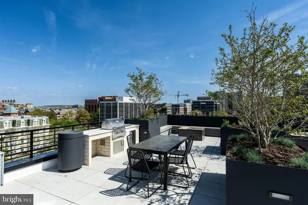 $2,750 | 811 South Columbus Street, Unit 206, Alexandria, VA 22314