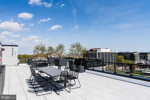 $2,750 | 811 South Columbus Street, Unit 206, Alexandria, VA 22314
