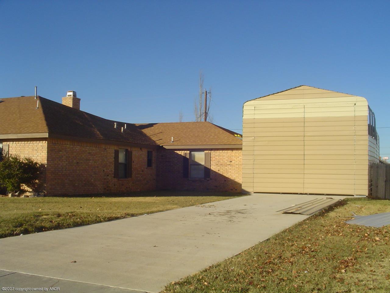 4202 Rondo Avenue Amarillo, TX 79110 - Photo 2 of 14 a view of a building
