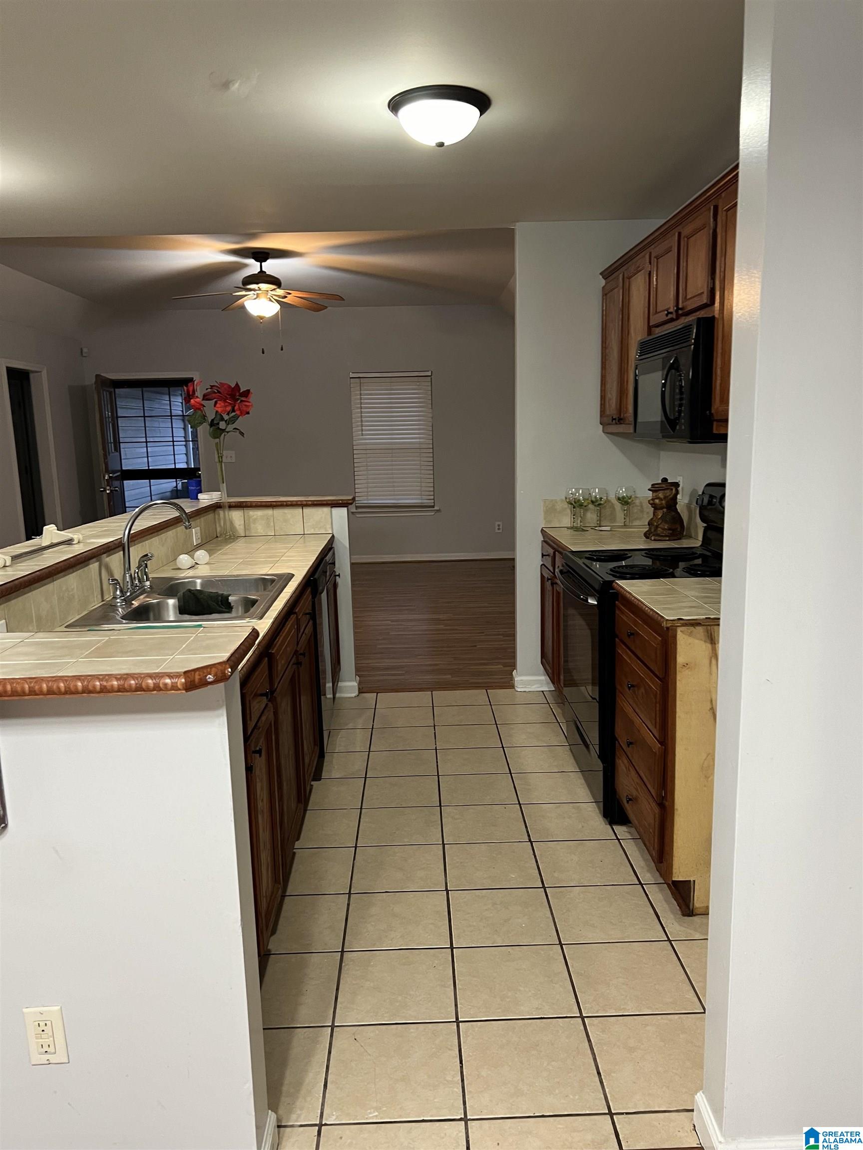 1340 Fulton Avenue Southwest Birmingham, AL 35211 - Photo 4 of 7