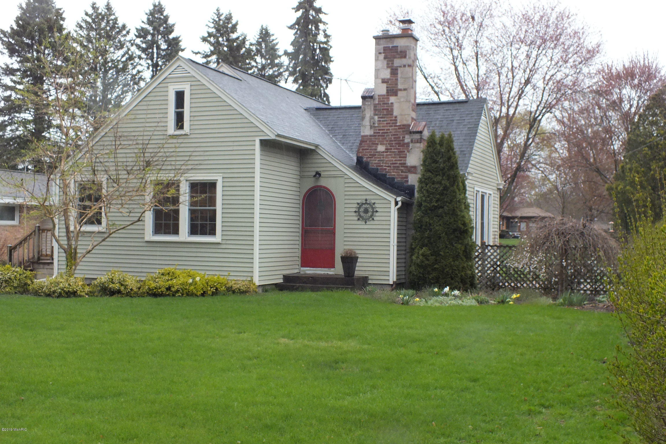 657 Graafschap Road Holland, MI 49423 - Photo 1 of 30 DSCF1745