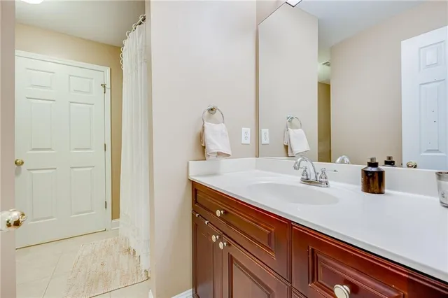 $525,000 | 6416 Deep Woods Court, Flowery Branch, GA 30542