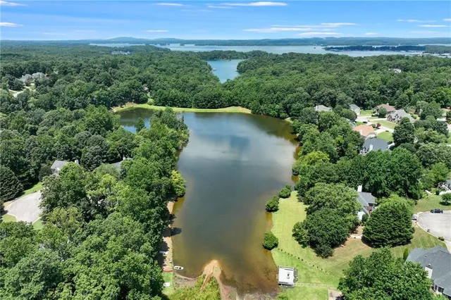 $525,000 | 6416 Deep Woods Court, Flowery Branch, GA 30542