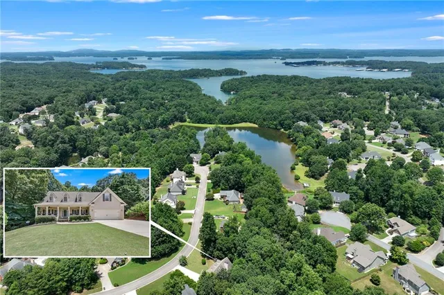 $525,000 | 6416 Deep Woods Court, Flowery Branch, GA 30542