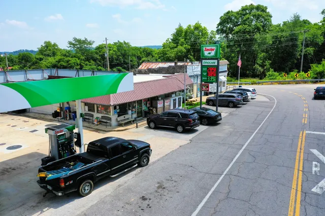 $1,200,000 | 2363 Culleoka Highway, Culleoka, TN 38451