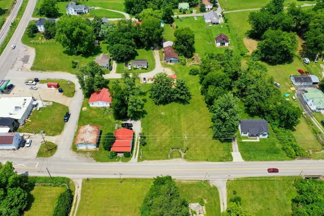 an aerial view of a yard