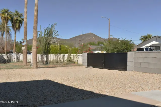 $550,000 | 10014 North 18th Avenue, Phoenix, AZ 85021