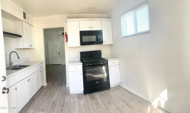 $550,000 | 10014 North 18th Avenue, Phoenix, AZ 85021