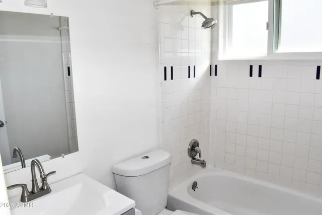 $550,000 | 10014 North 18th Avenue, Phoenix, AZ 85021