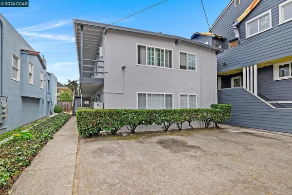 $2,250 | 1926 Alcatraz Avenue, Berkeley, CA 94703