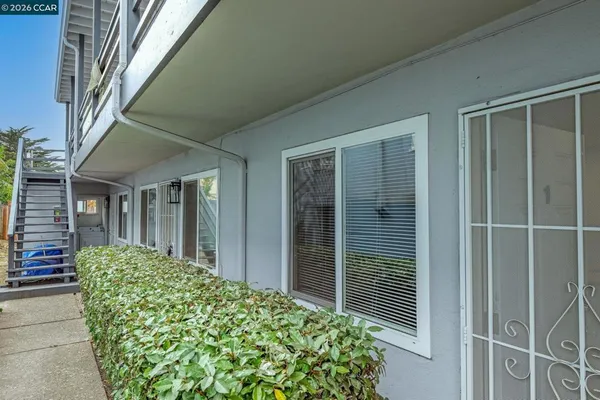 $2,250 | 1926 Alcatraz Avenue, Berkeley, CA 94703