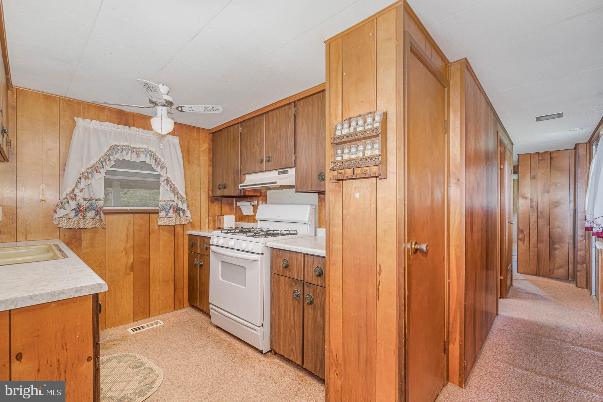 380 Easy Road Carlisle, PA 17013 - Photo 10 of 25 Gallery Image 10